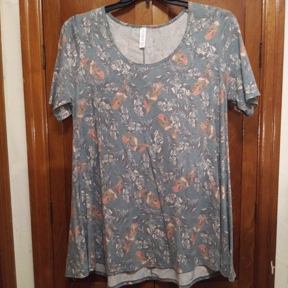 Lularoe Perfect T